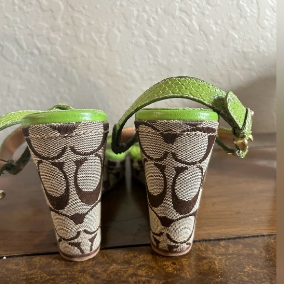 Coach Neon Green Platform Wedge in Size 5.5 - Picture 10 of 14